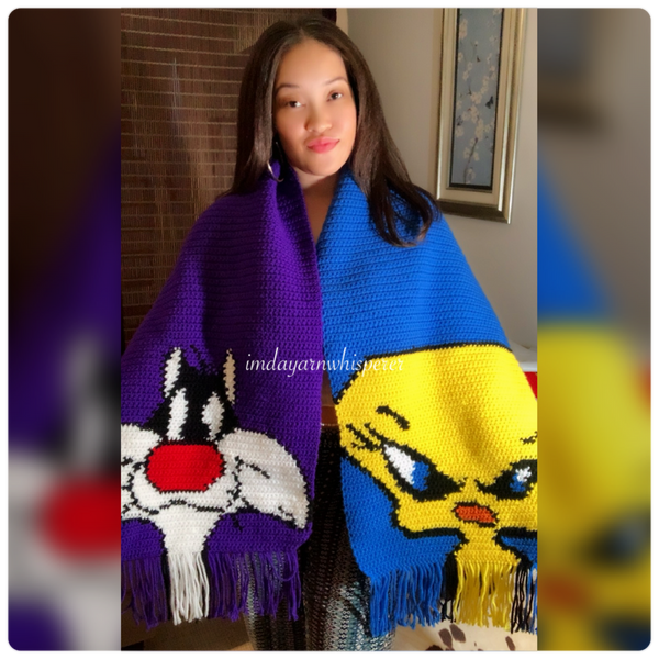 Sylvester & Tweety Bird Oversized Scarf